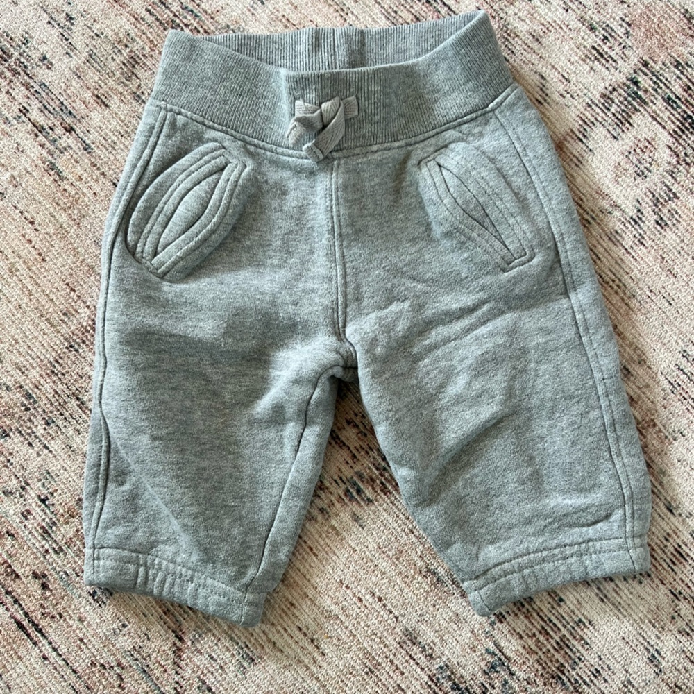 GAP Gray Sweatpants Cozy Knit Joggers
